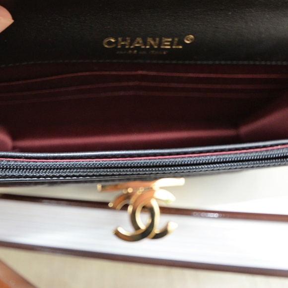 CHANEL Lambskin Quilted Golden Class WOC - Picture 3 of 8
